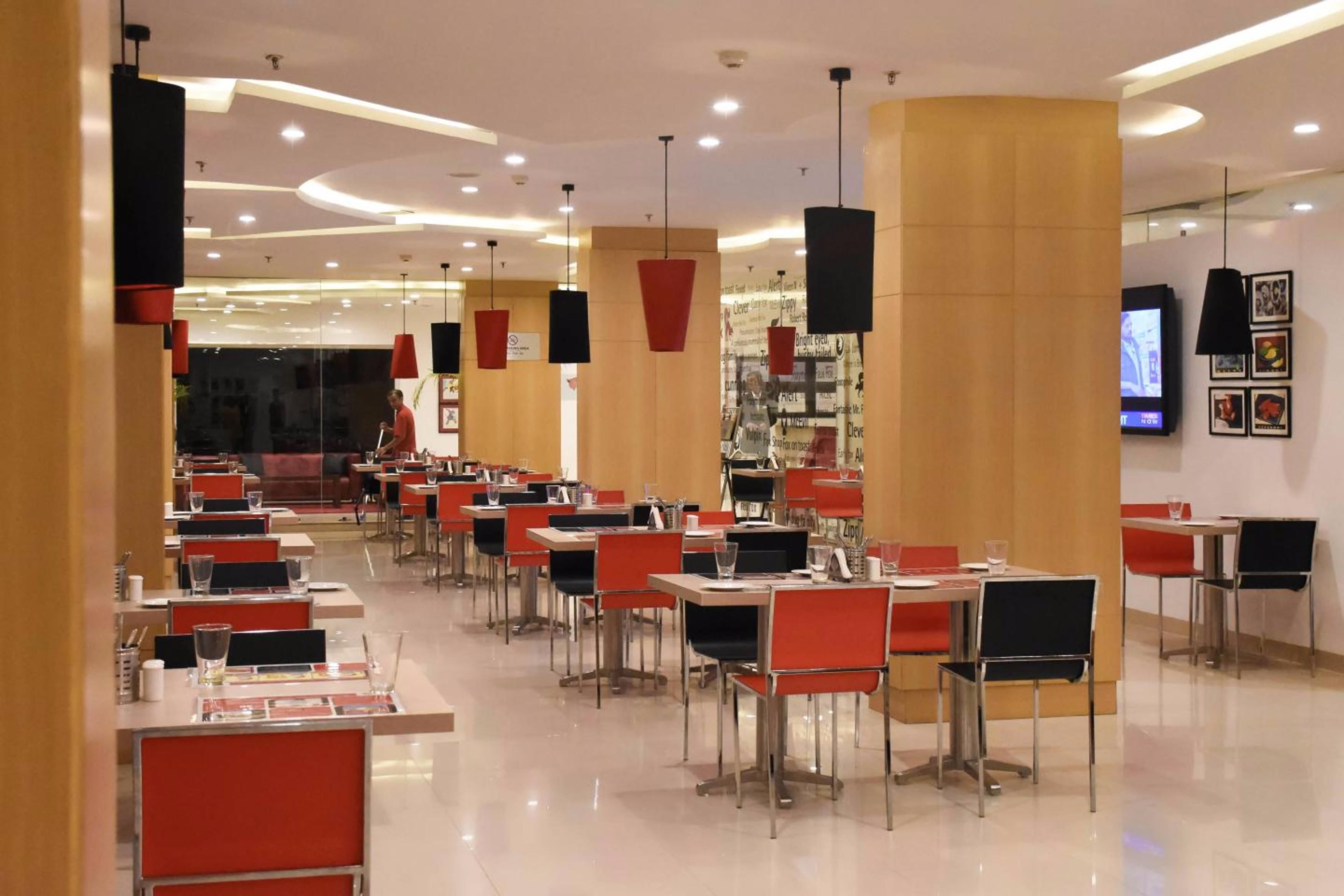 Red Fox Hotel, Chandīgarh 外观 照片