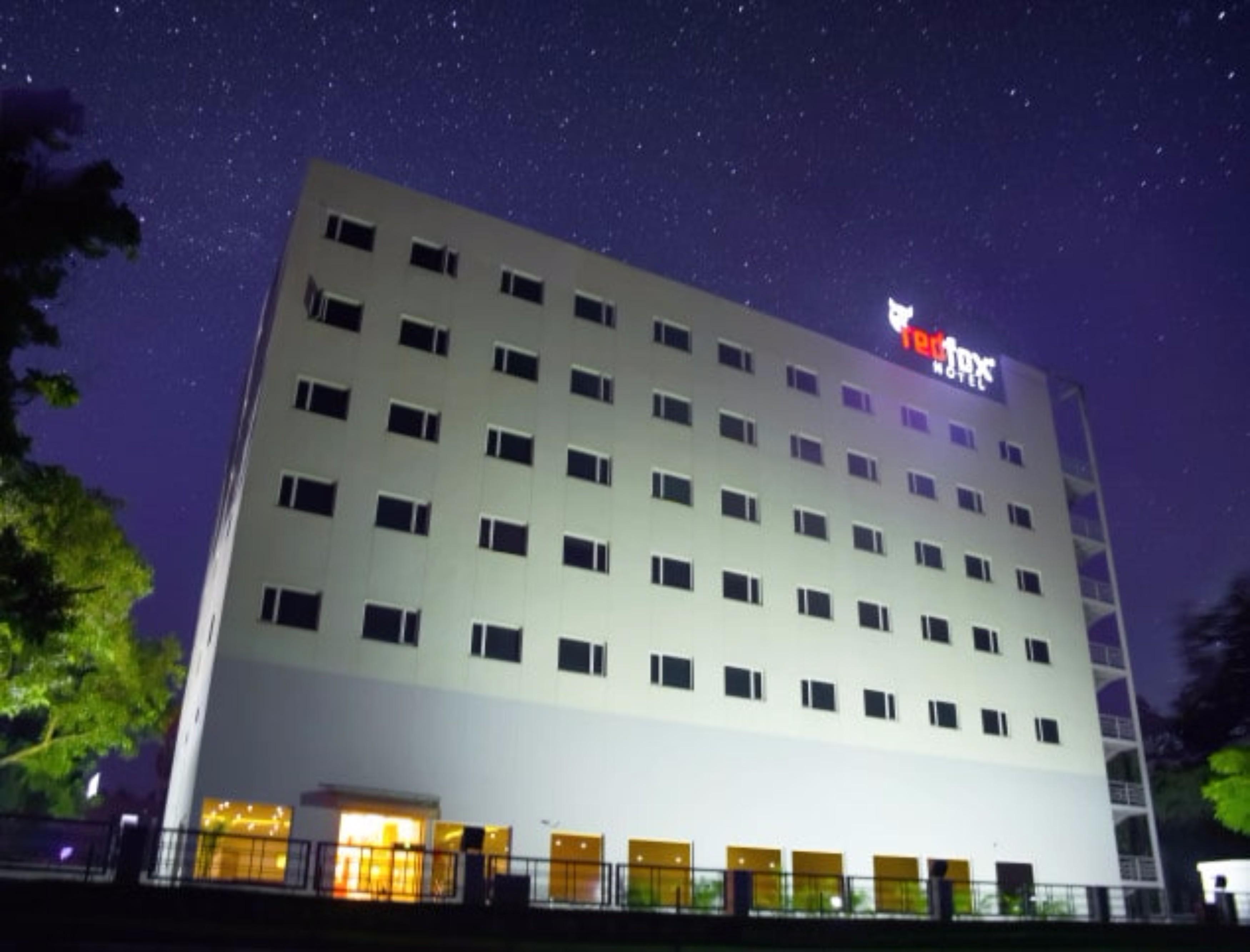 Red Fox Hotel, Chandīgarh 外观 照片