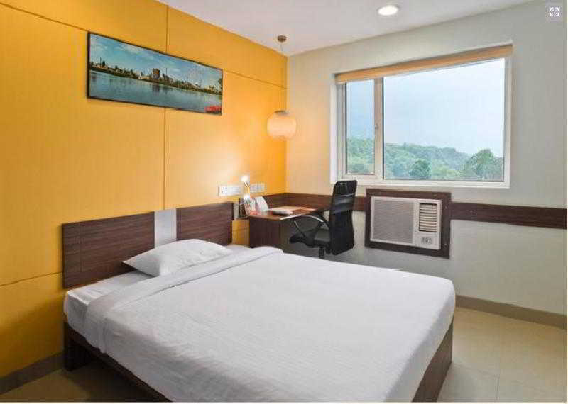 Red Fox Hotel, Chandīgarh 外观 照片
